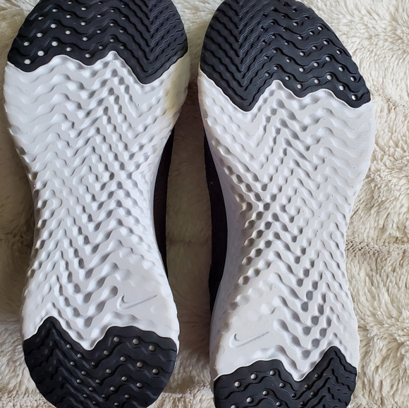 Nike epic react - Picture 3 of 4